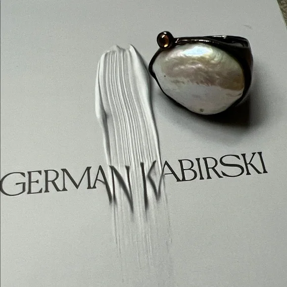 ANOMO BAROQUE PEARL AND ORANGE SAPPHIRE Black Ruthenium Ring by German Kabirski - Picture 2 of 6